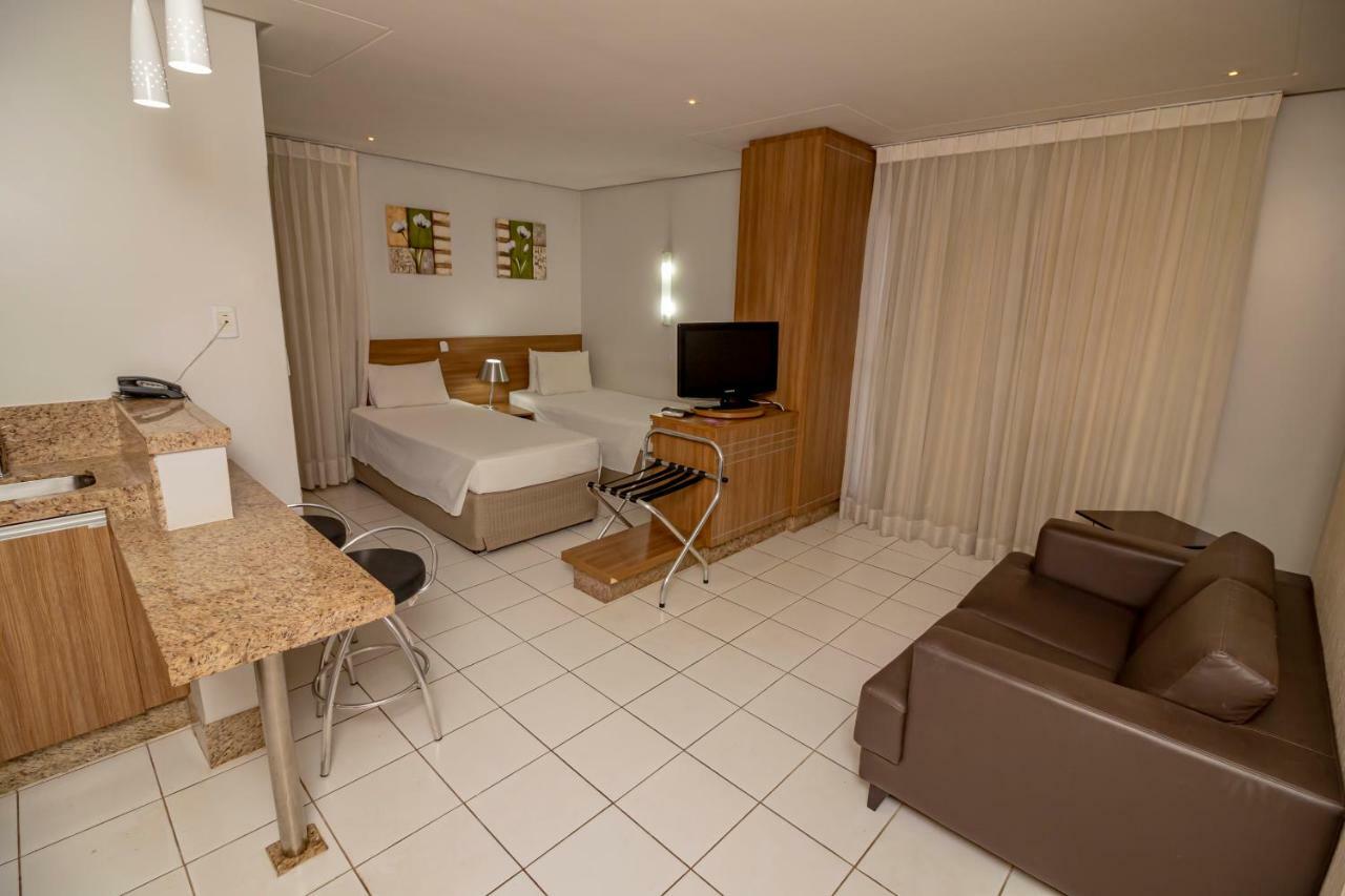 Sun Square Suites Hotel By Gp Goiânia Eksteriør billede